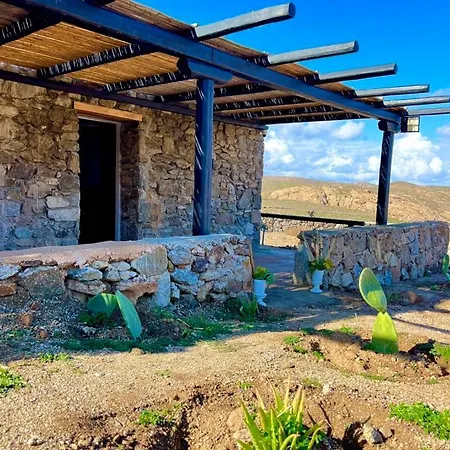 Boutique Cycladic - Elegant & Private Near Of The Merchia Beach