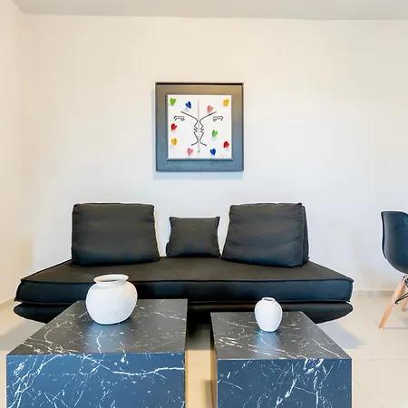 Boutique Cycladic - Elegant & Private Near Of The شقة Merchia Beach